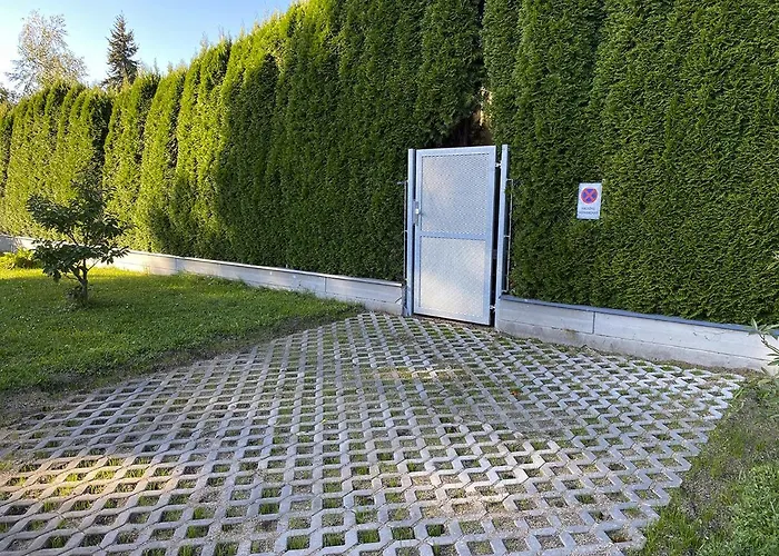 Luxusni V Praze Klanovicich Na Zahrade, 20 Minut Do Centra Prahy